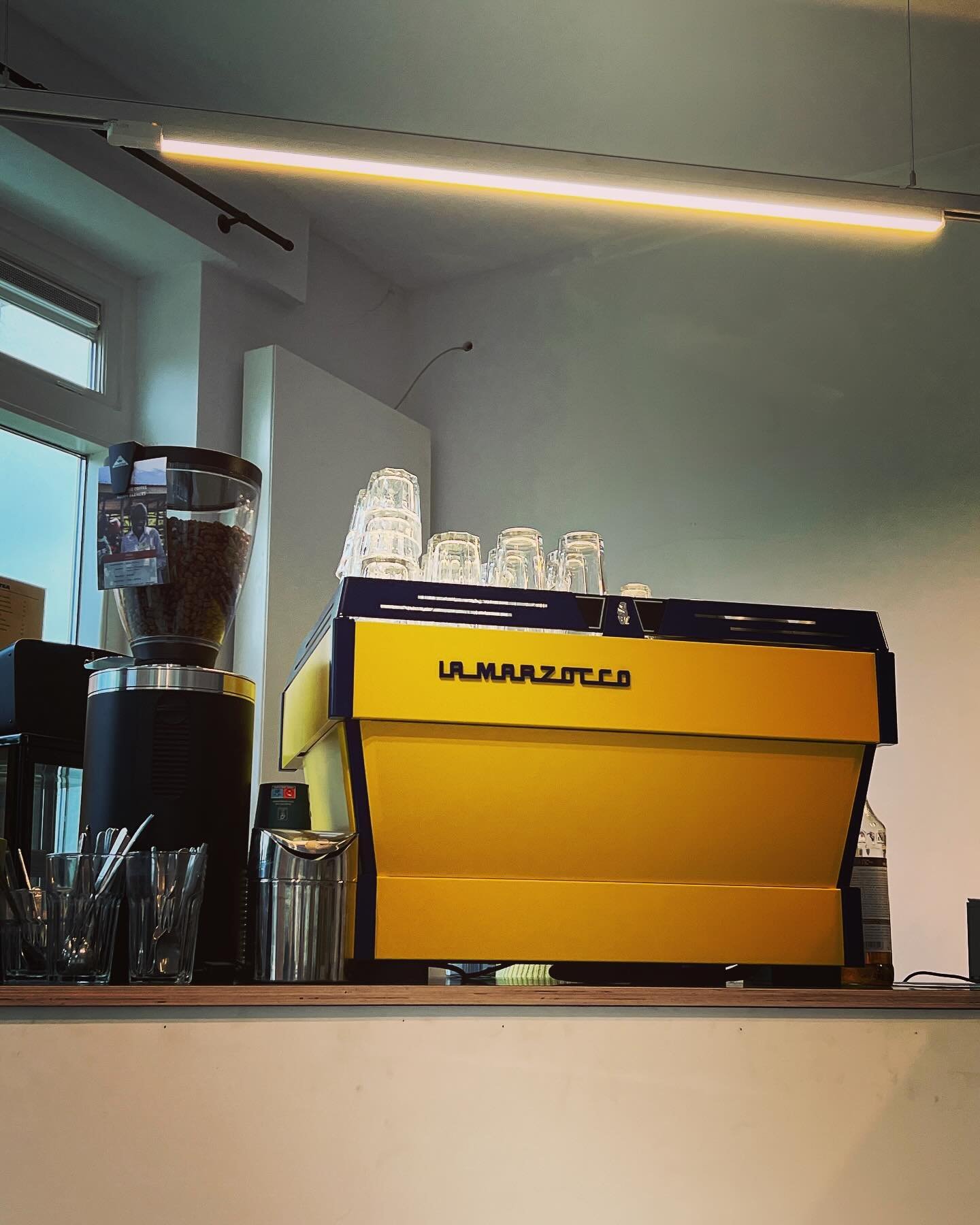 La Marzocco espresso machine at Mokafe